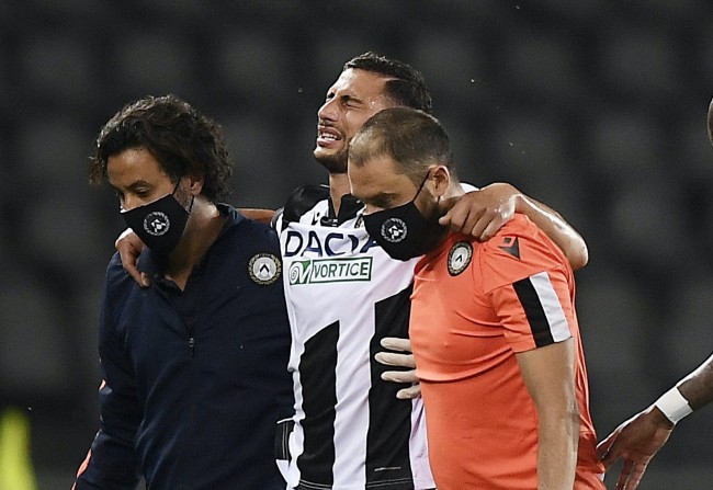 字韧带重伤 字韧带重伤