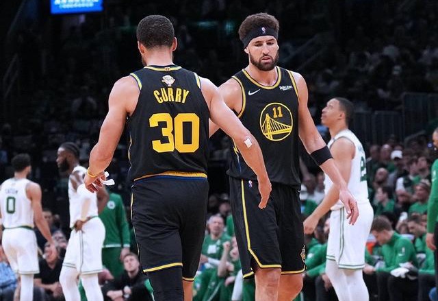 围绕里夫斯 围绕里夫斯