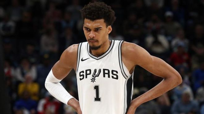 紧急动作的 紧急动作的