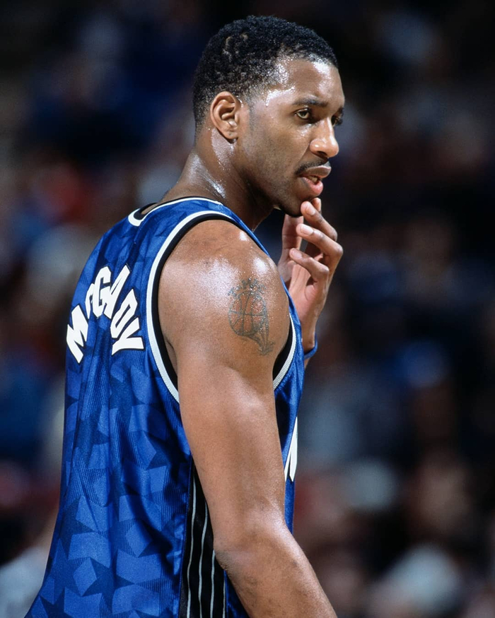 V会在多街 V会在多街